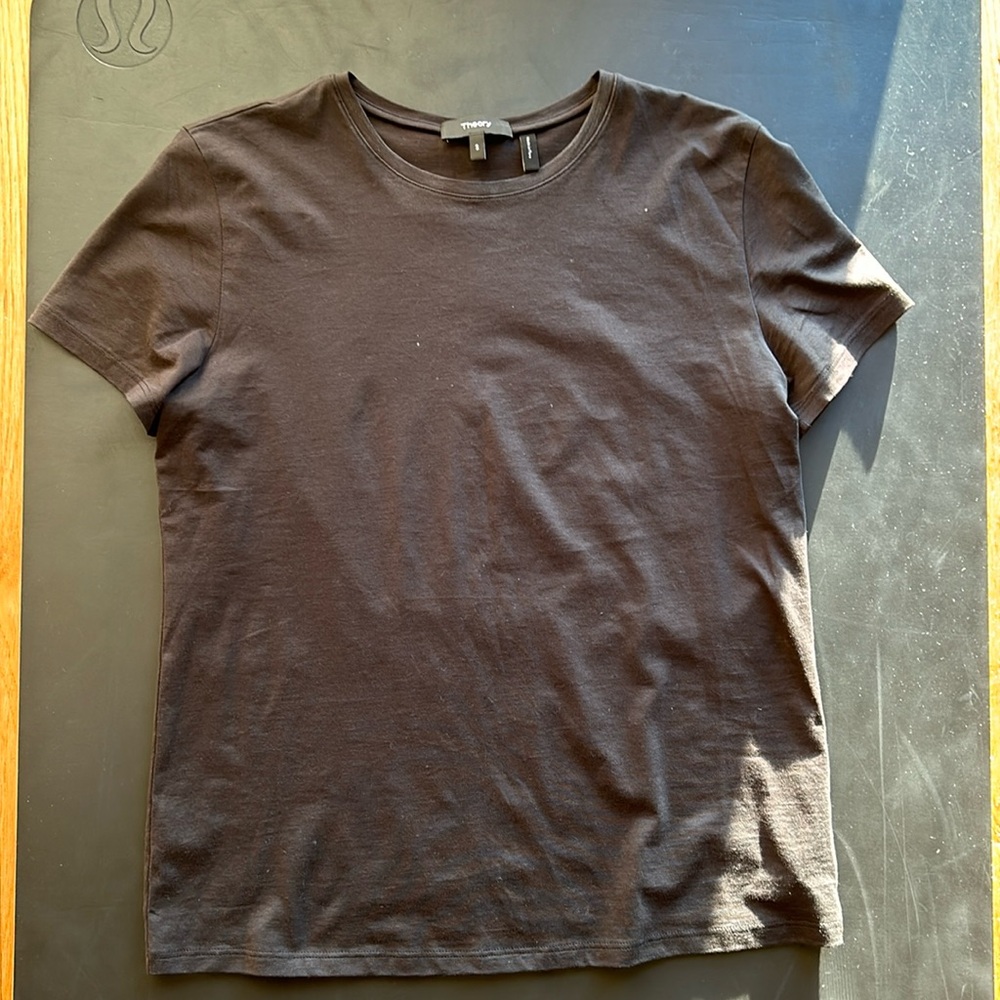 Theory tshirt